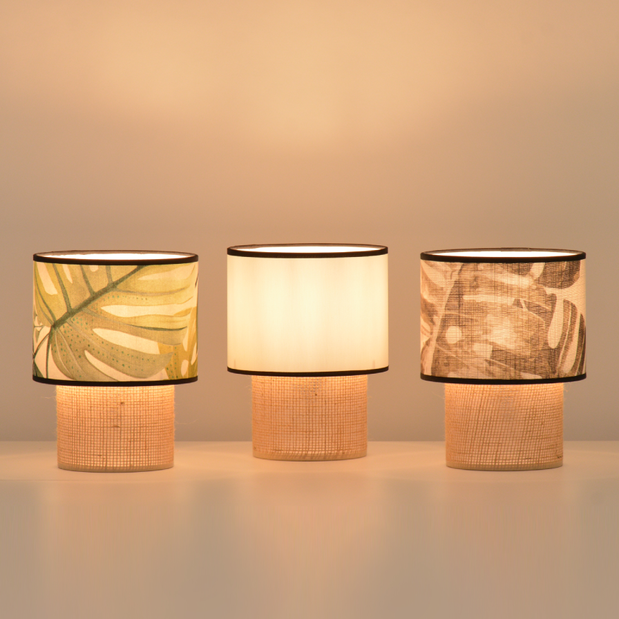 Collection TABATA lampes mise en avant lampe blanche, lampe motifs jungle, lampe motifs exotique
