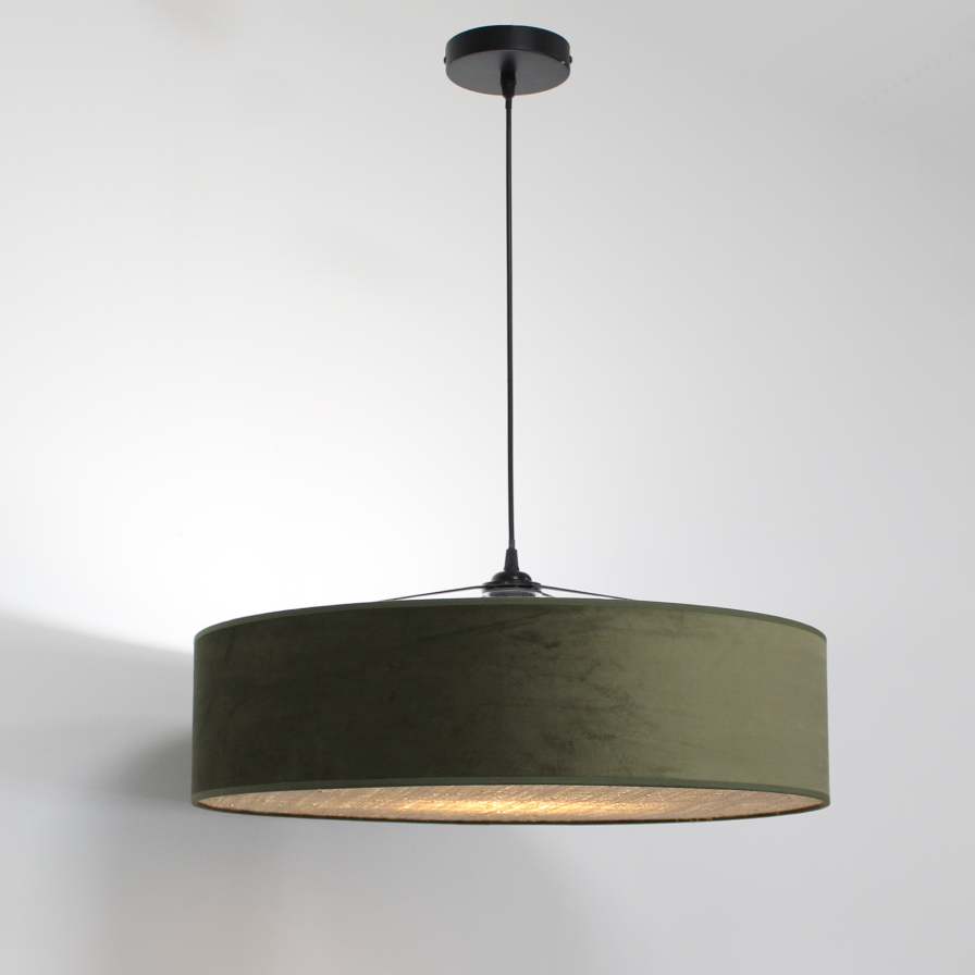Suspension TAMBOR en velours et rotin naturel tressé coloris vert foret - Sinaya luminaires
